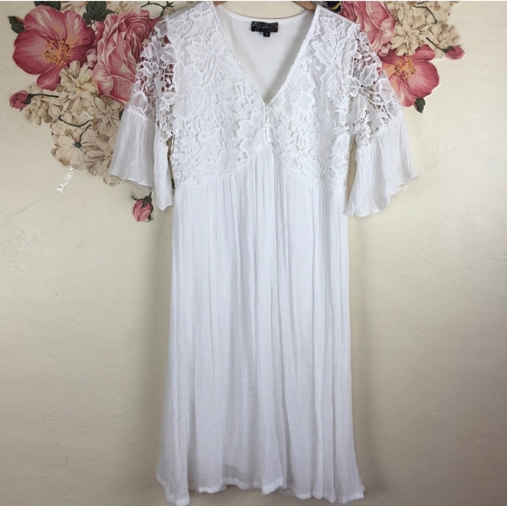 White Medium J Glec Dress. (Slip attached to Dress)